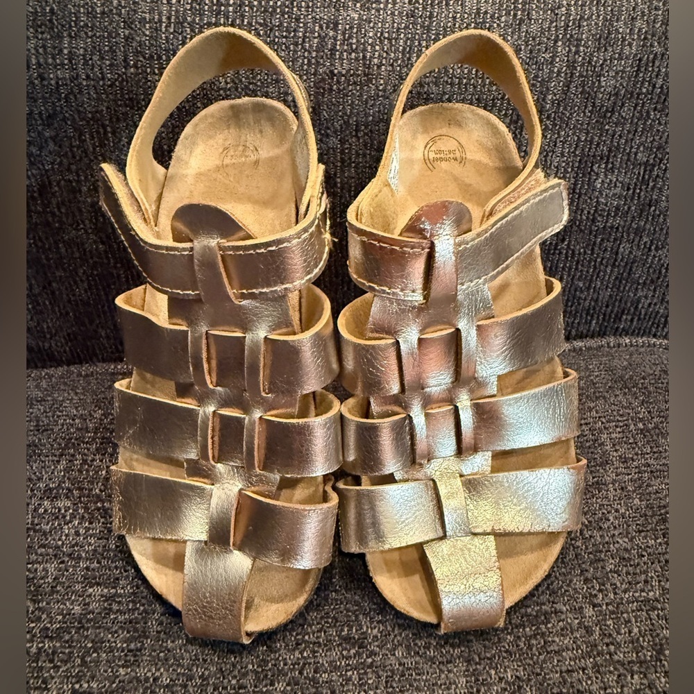 WONDER NATION Metallic Strappy Sandals/girls size 11